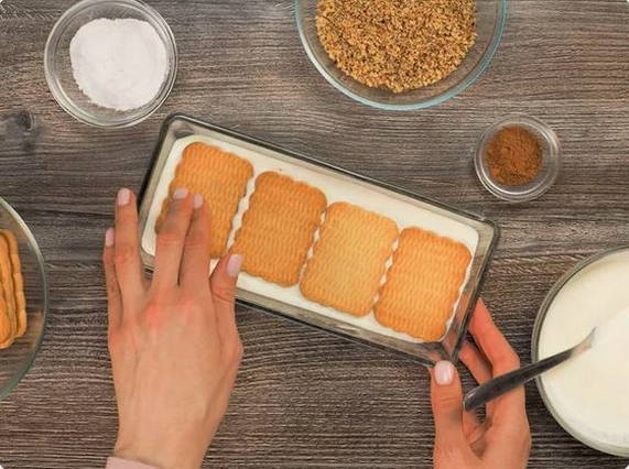 Торт из печенья и сметаны Торт из печенья и сметаны