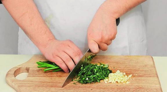 Салат из свеклы с орехами грецкими