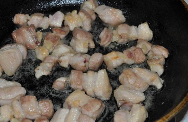 Тушеная фасоль с мясом Тушеная фасоль с мясом