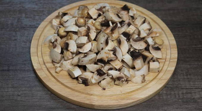Пельмени с грибами Пельмени с грибами