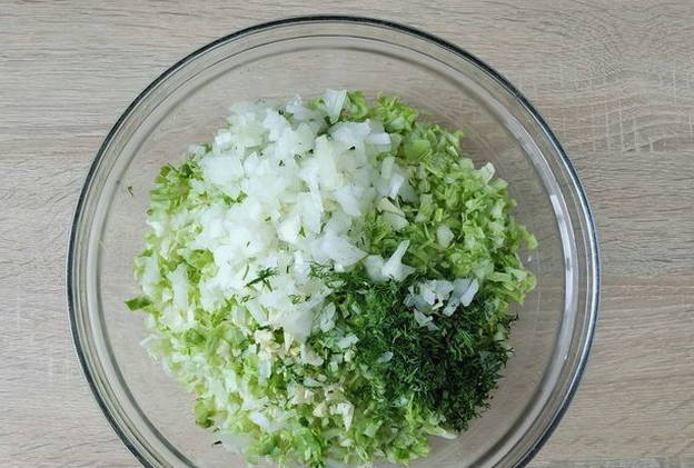 Котлеты с капустой и фаршем на сковороде Котлеты с капустой и фаршем на сковороде