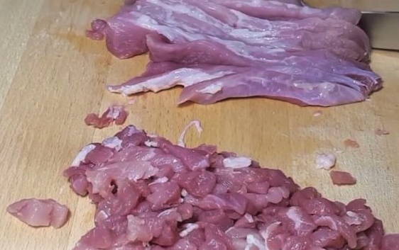 Рубленые котлеты из свинины на сковороде Рубленые котлеты из свинины на сковороде