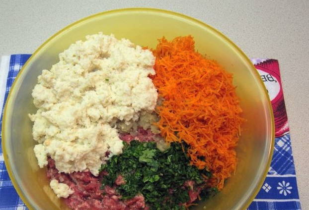 Мясной рулет из фарша в духовке Мясной рулет из фарша в духовке