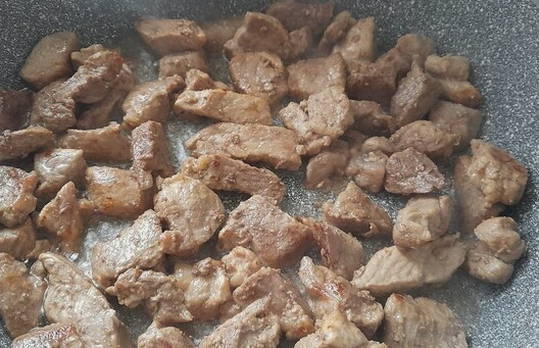 Гречка со свининой Гречка со свининой