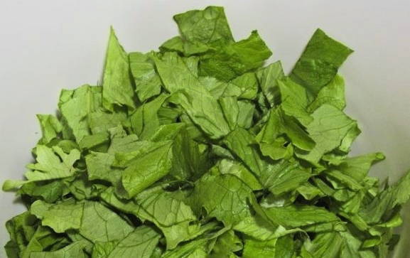 Салат из листьев салата