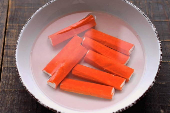 Закуска из крабовых палочек