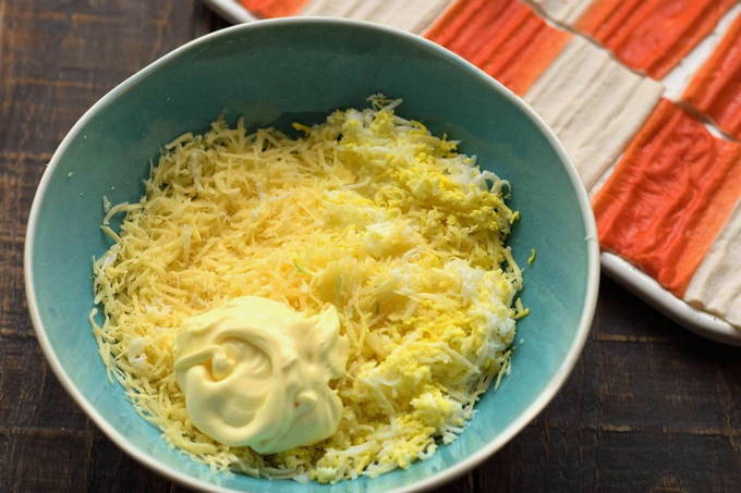 Закуска из крабовых палочек