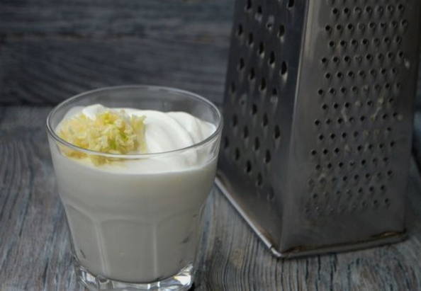 Куриная грудка в сметанном соусе Куриная грудка в сметанном соусе