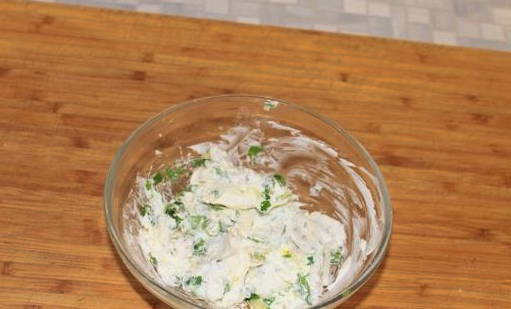 Рулетики из баклажанов с сыром, чесноком и грецкими орехами
