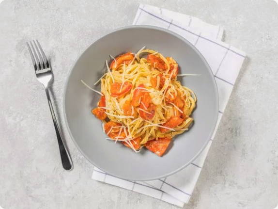 Паста с помидорами и сыром