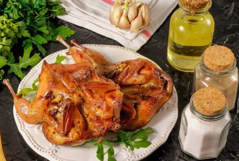 Перепелки в духовке Перепелки в духовке