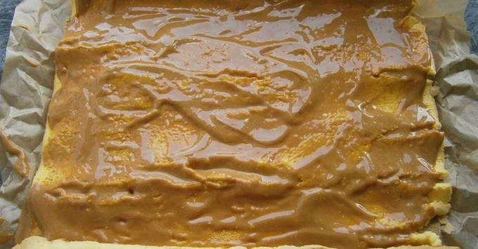 Рулет со сгущенкой Рулет со сгущенкой