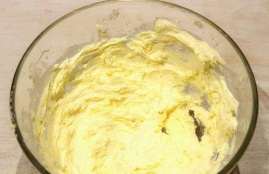 Масляный крем со сгущенкой Масляный крем со сгущенкой