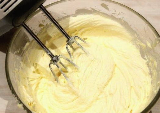 Масляный крем со сгущенкой Масляный крем со сгущенкой