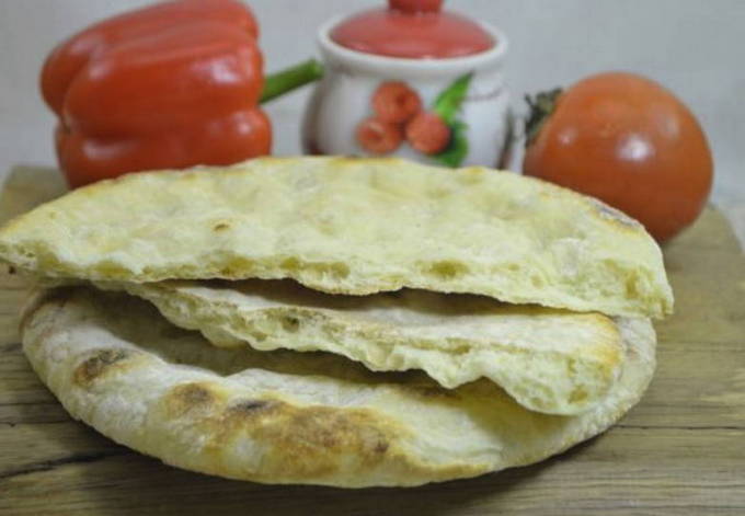 Лаваш на сковороде в домашних условиях Лаваш на сковороде в домашних условиях