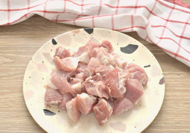 Гречка по-купечески со свининой на сковороде Гречка по-купечески со свининой на сковороде