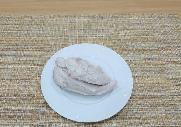 Салат с курицей, сельдереем и яблоком Салат с курицей, сельдереем и яблоком