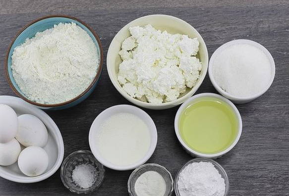 Пирог на кефире с творогом