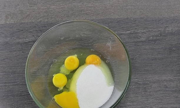 Пирог на кефире с творогом