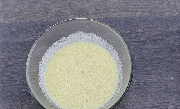 Пирог на кефире с творогом