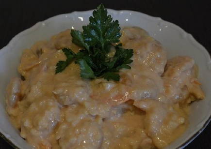 Креветки в сливочном соусе с чесноком