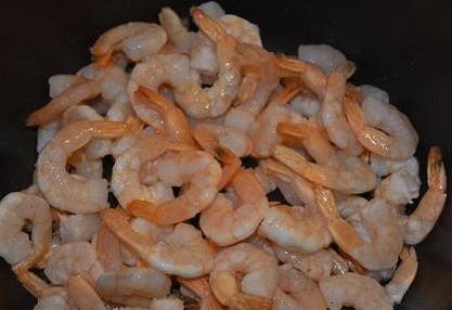 Креветки в сливочном соусе с чесноком