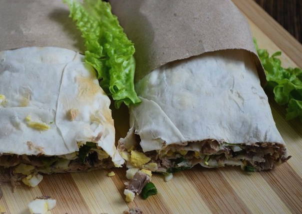 Лаваш с тунцом