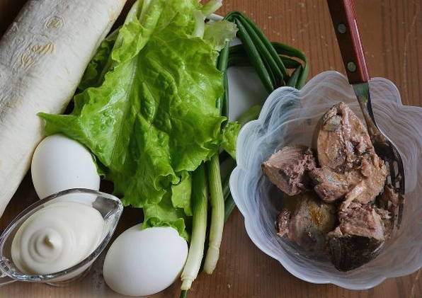 Лаваш с тунцом