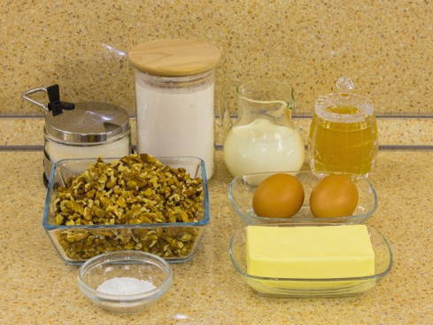 Пирог с грецкими орехами Пирог с грецкими орехами