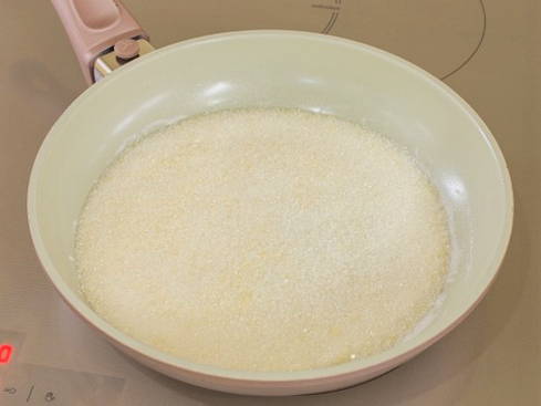Пирог с грецкими орехами Пирог с грецкими орехами