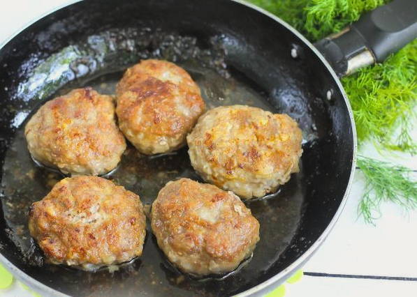 Котлеты из говядины и свинины