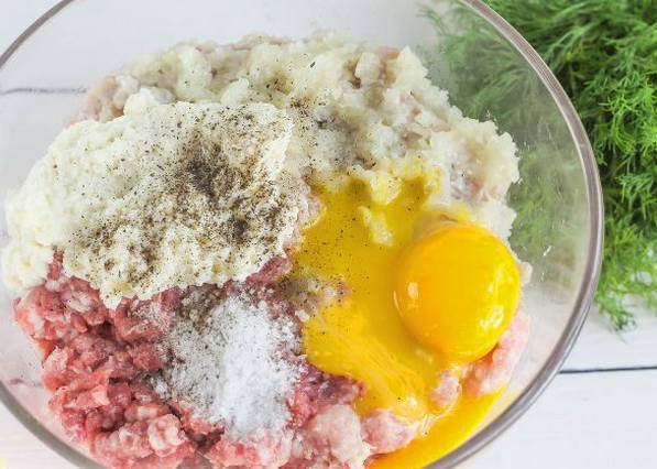 Котлеты из говядины и свинины