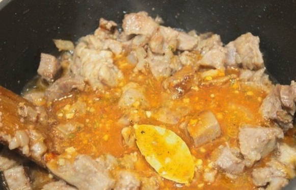 Мясная подлива из свинины Мясная подлива из свинины