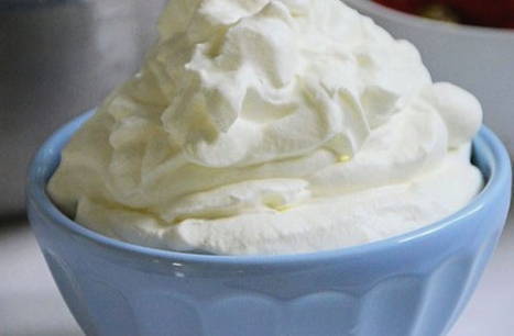 Крем из взбитых сливок