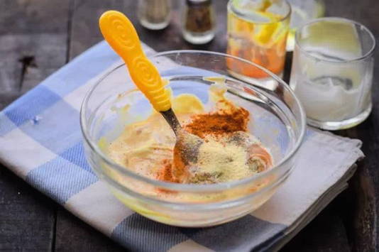 Свинина в сметане на сковороде