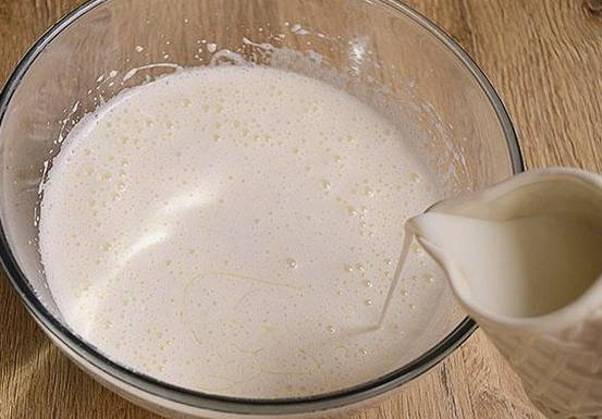 Яблочный пирог на молоке Яблочный пирог на молоке