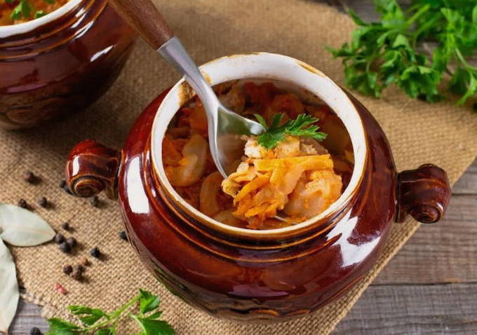 Капуста с фаршем в духовке