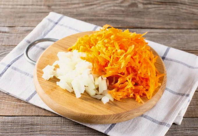 Капуста с фаршем в духовке