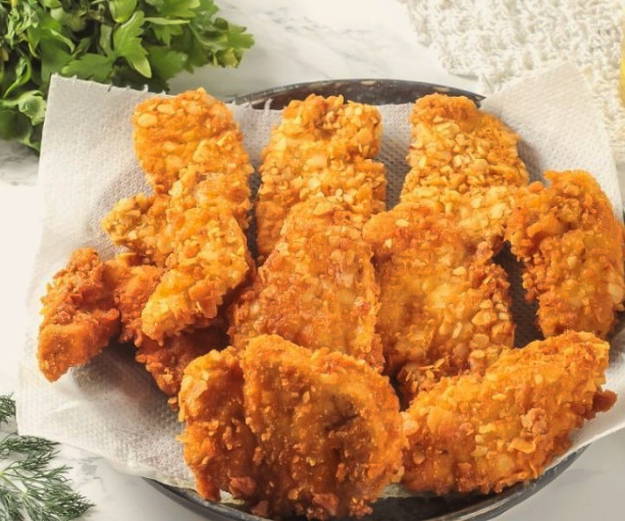 Наггетсы из куриной грудки в домашних условиях на сковороде Наггетсы из куриной грудки в домашних условиях на сковороде