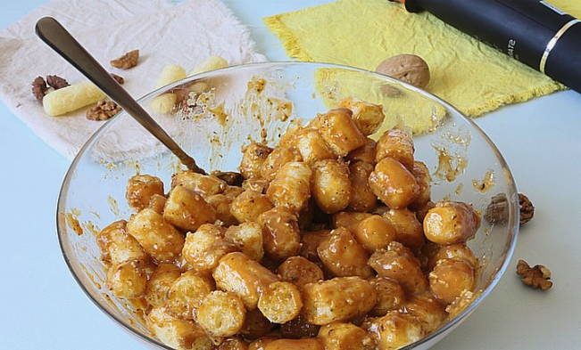 Торт из кукурузных палочек со сгущенкой Торт из кукурузных палочек со сгущенкой
