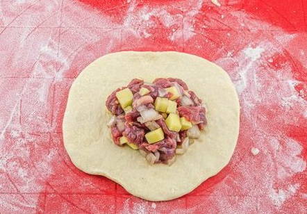 Эчпочмак с мясом и картошкой