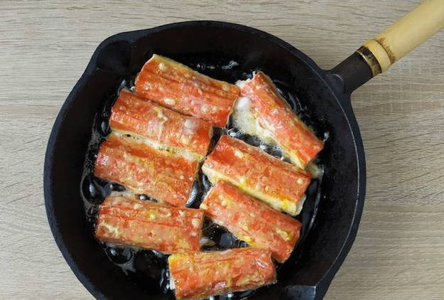 Жареные крабовые палочки Жареные крабовые палочки