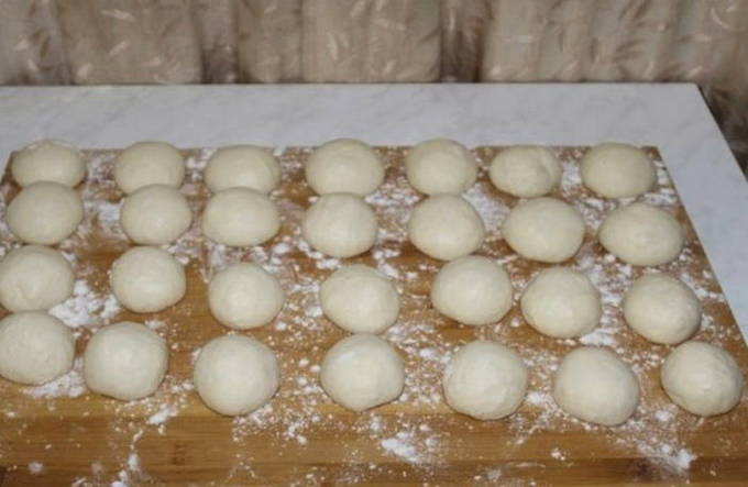 Пирожки на картофельном отваре с сухими дрожжами