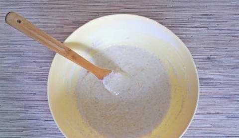 Диетическая шарлотка с яблоками