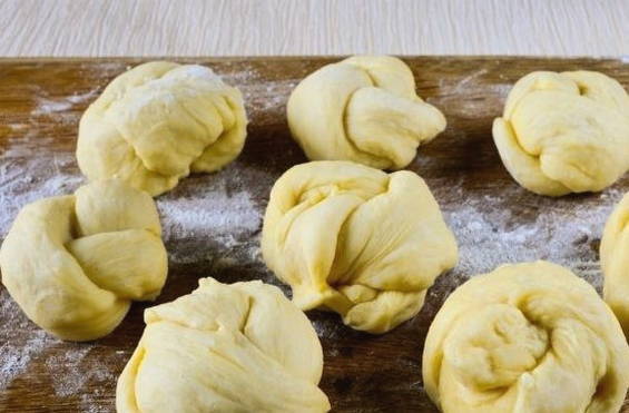 Булочки сладкие из дрожжевого теста
