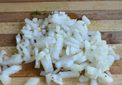Мясо в виноградных листьях Мясо в виноградных листьях
