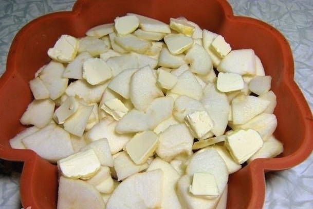 Заливная шарлотка Заливная шарлотка