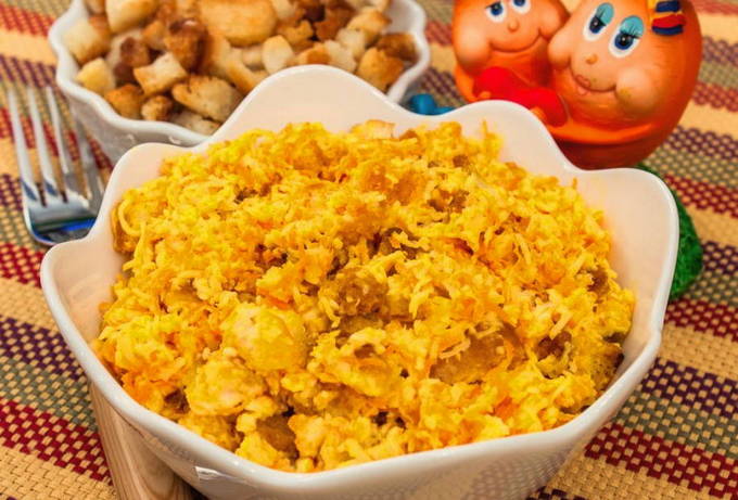 Морковь с сыром, чесноком и майонезом Морковь с сыром, чесноком и майонезом