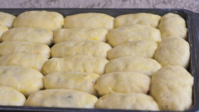 Пирожки с вареньем в духовке