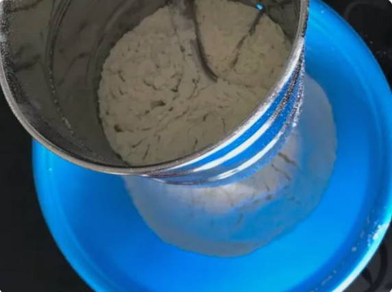 Рогалики с вареной сгущенкой